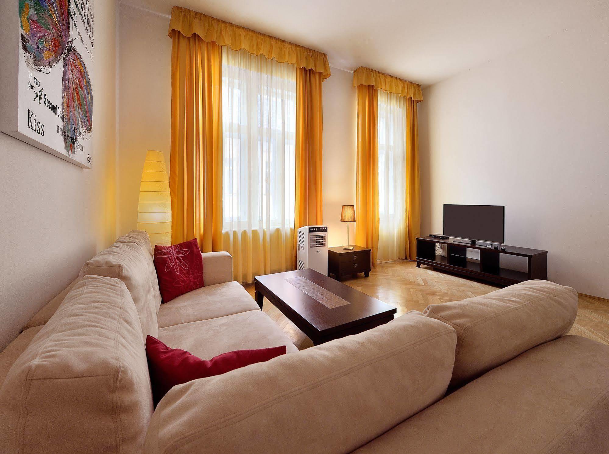 Ambiente Serviced Apartments - Tallerova Bratislava Exterior photo