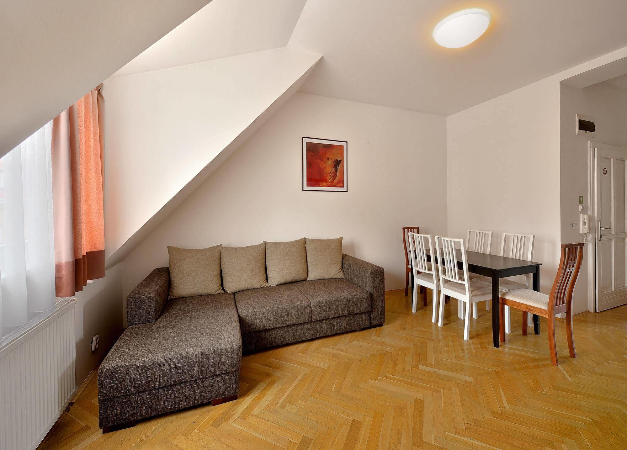 Ambiente Serviced Apartments - Tallerova Bratislava Exterior photo